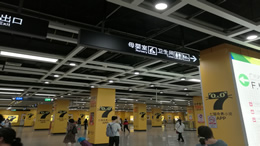 4月12日，三亚机场完成运输航班起降398架次